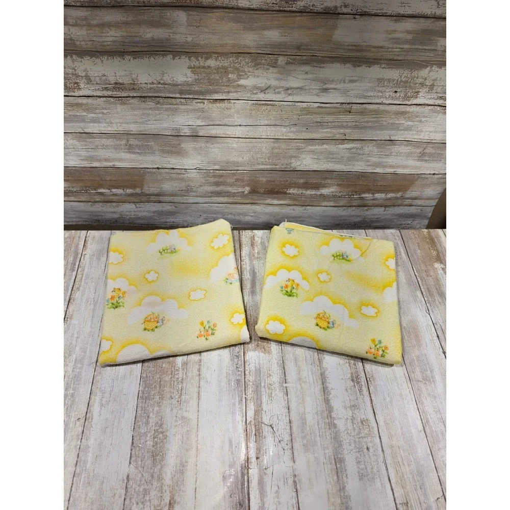 2-Vintage 1982 Dundee Mills Baby Blankets Yellow Bunny Kitten Nursery READ